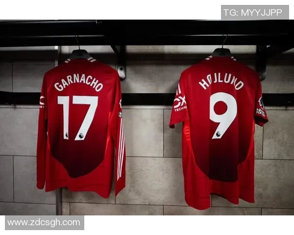 足球明星球衣大盘点揭秘他们背后的故事与传奇时刻