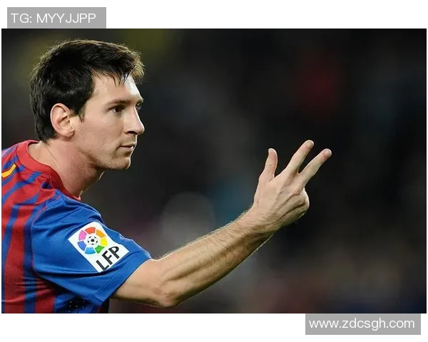 足球明星独特手势瞬间精选图片展示助你捕捉赛场激情与风采